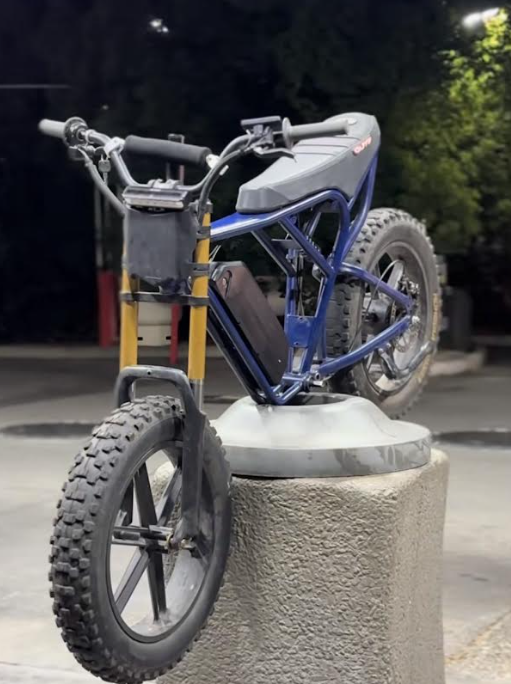 Golden Fork Matte Wrap